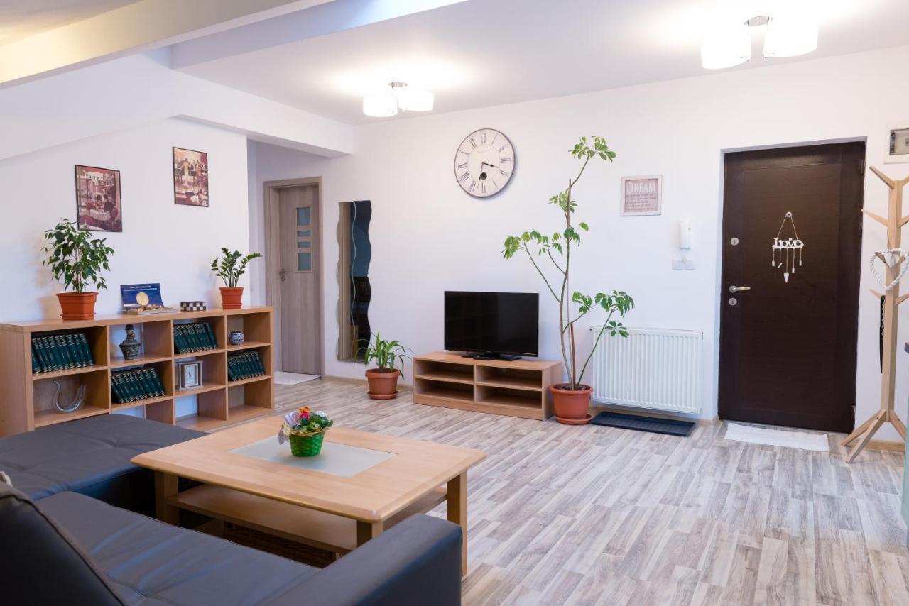Romexpo Apartment Luxury - Aproape De Centru Si Parc Herastrau! بوخارست المظهر الخارجي الصورة