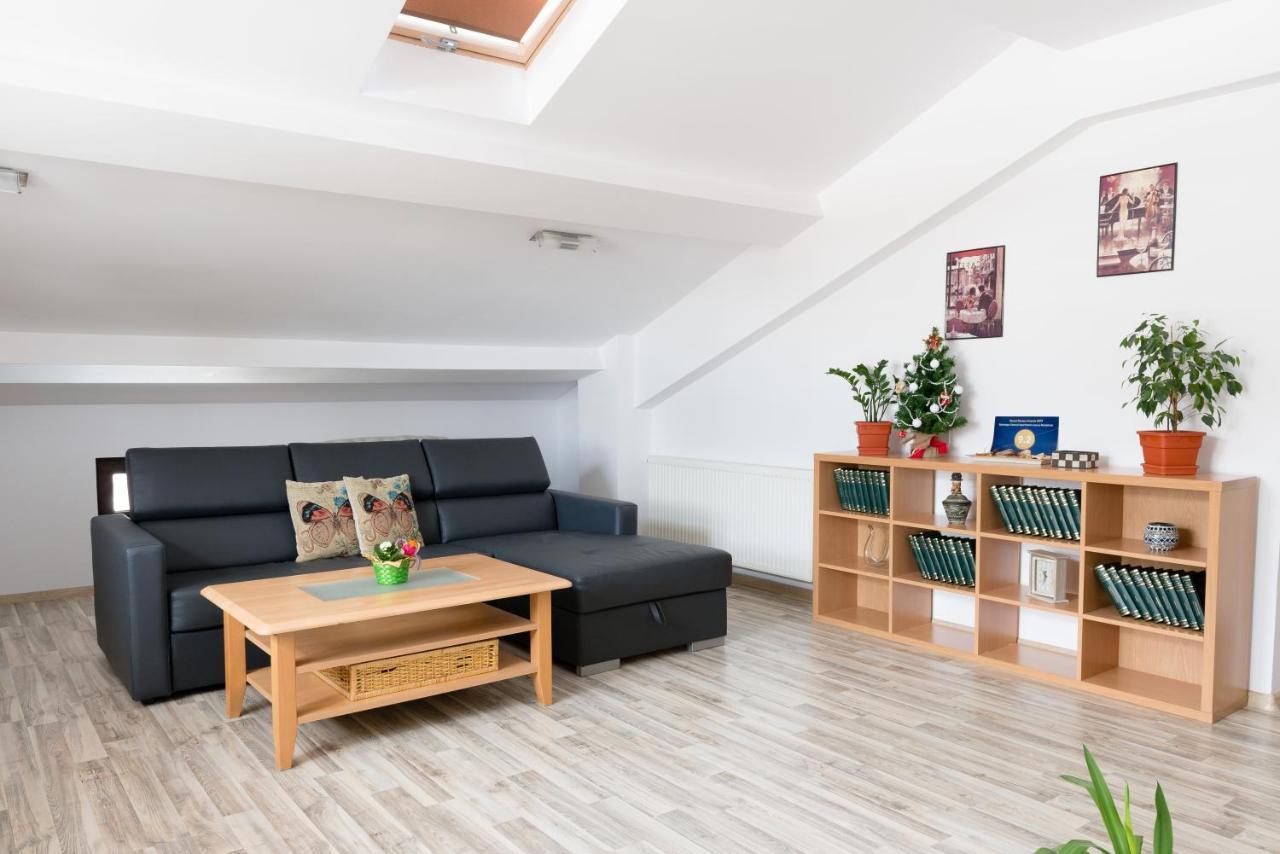 Romexpo Apartment Luxury - Aproape De Centru Si Parc Herastrau! بوخارست المظهر الخارجي الصورة